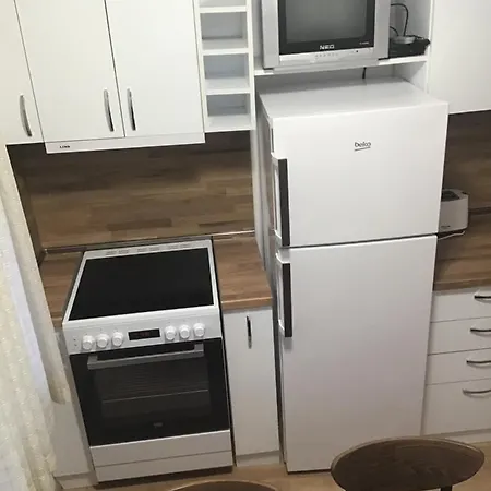 Aurora نيسيبار